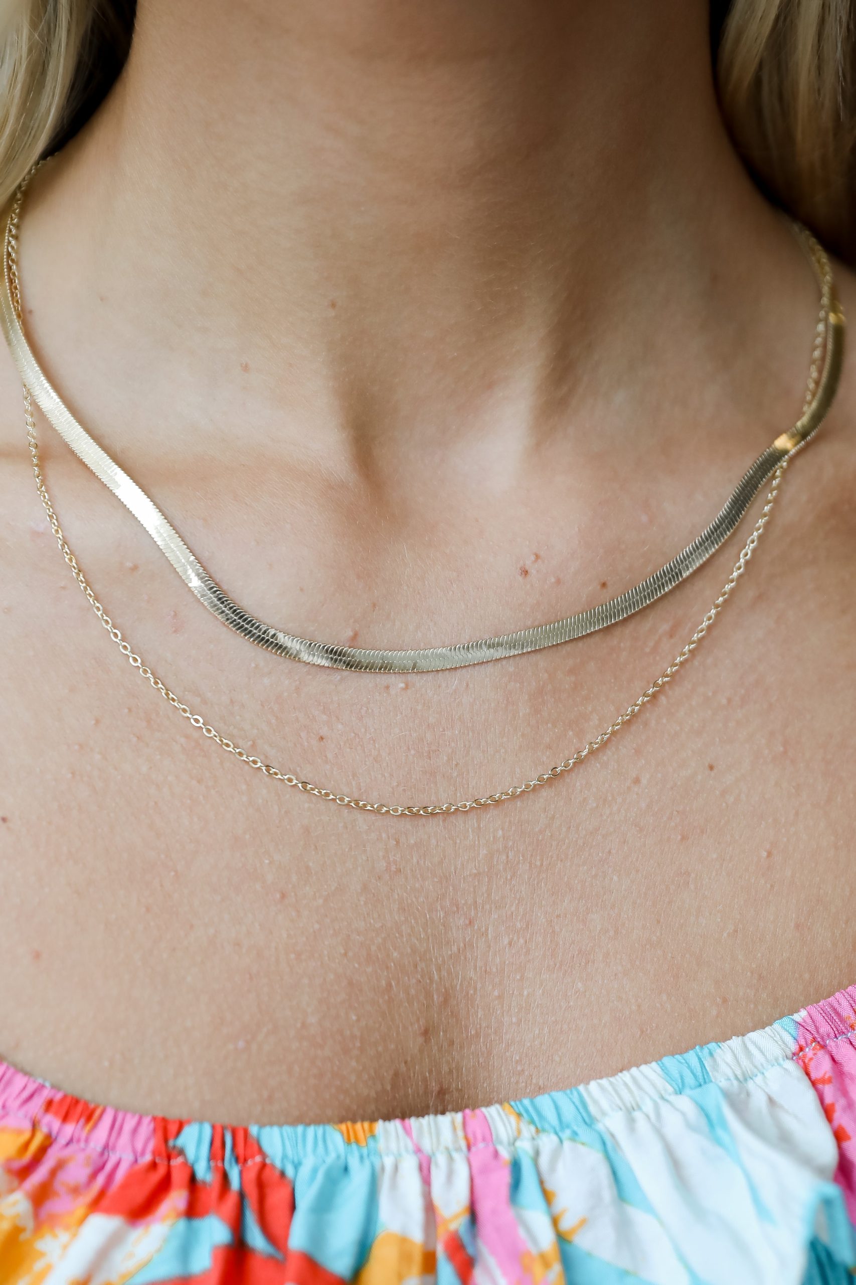 shopdressup_gold_layered_necklace-2_6445ce25-de2e-4368-a81b-4ff596408fca.jpg
